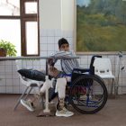 2_SEDIA_A_ROTELLE_900x900