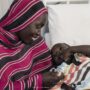 Accogli un bimbo e la sua famiglia a Entebbe